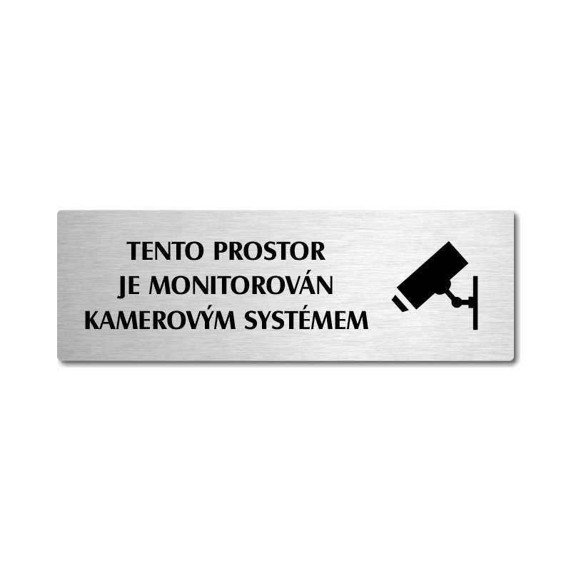 Kamera, stříbrná popiska na dveře